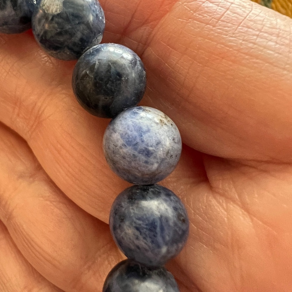 ❤️ 12mm Sodalite Gemstone Handcrafted Artisan Stretch Bracelet Southwestern - Picture 7 of 7